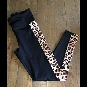 🚨SOLD🚨 LuLaRoe Brave  Rise